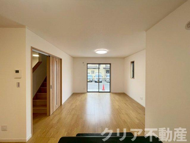 【居間・リビング】 | 高崎市棟高町　未使用住宅