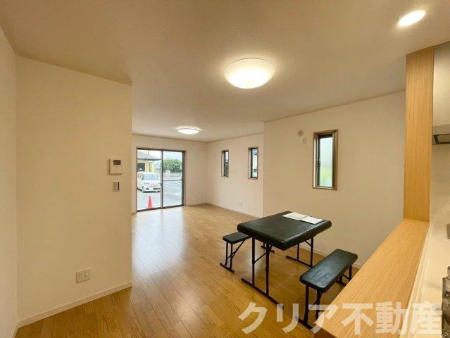 【居間・リビング】 | 高崎市棟高町　未使用住宅