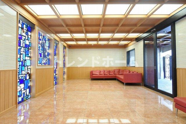 プレジオ本町のエントランス