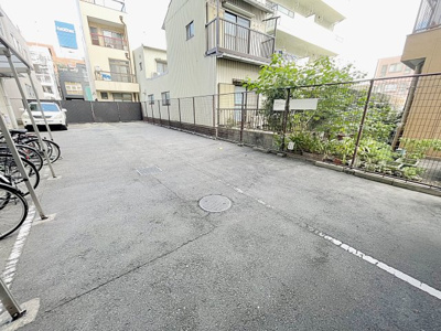 【駐車場】 | ハニリリカⅢ【名古屋市賃貸・エレベーター付】