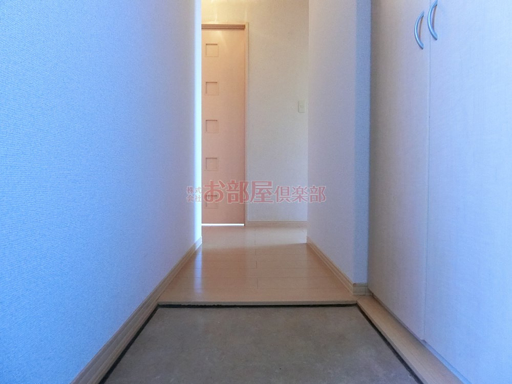 ビュー・アゼリアの玄関