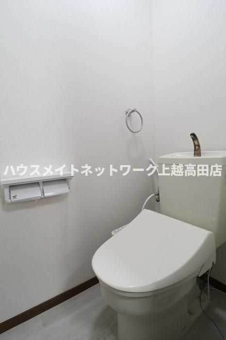 クリア上越のトイレ|温水洗浄暖房便座
