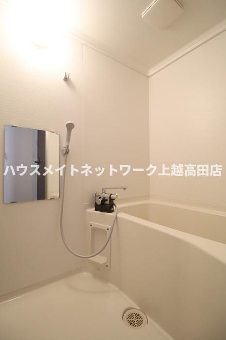 クリア上越の浴室|浴室
