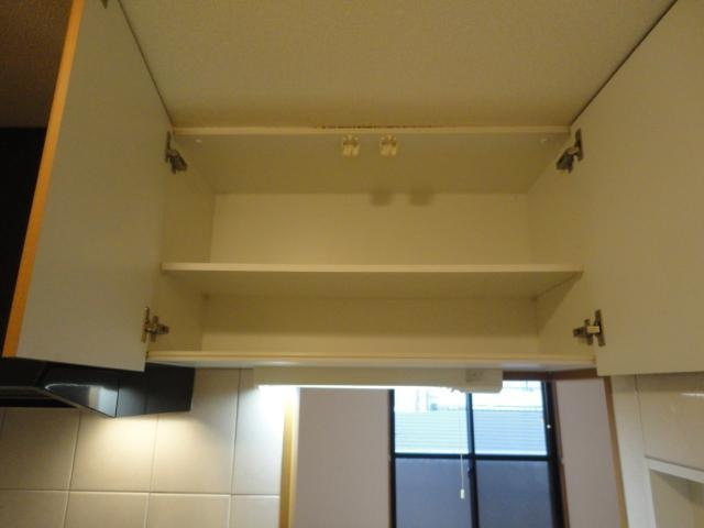 パレスさくらんぼのキッチン|キッチン吊戸棚