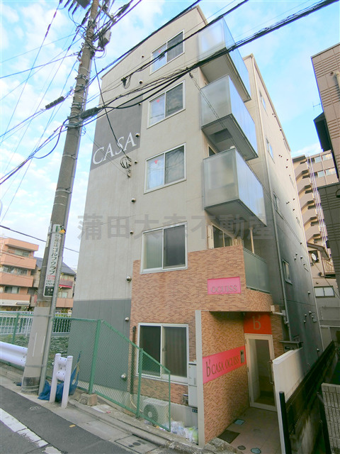 b’CASA　Oguiss（ビーカーサオギスの外観|2012年3月築　　鉄骨造地上5階建て総戸数15戸
東京都大田区大森西1丁目　JR京浜東北線大森駅徒歩15分、京浜急行本線平和島駅徒歩12分