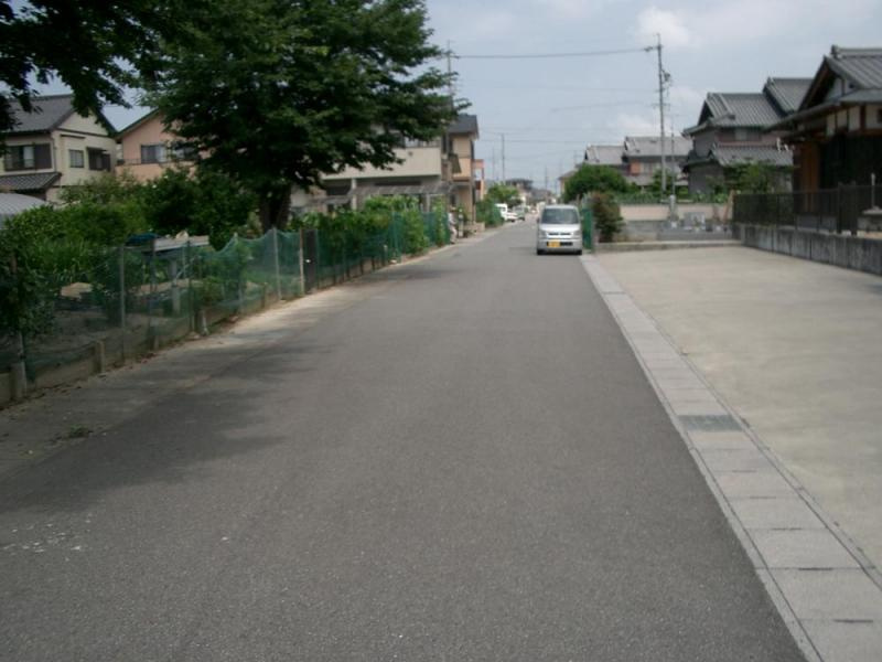 建築条件付き土地の周辺