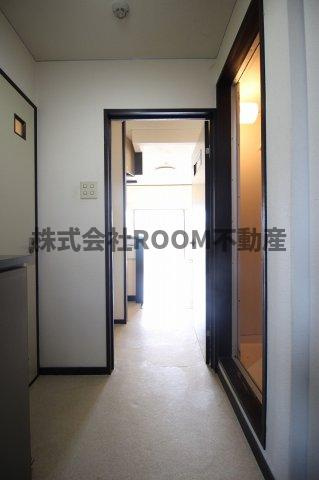 立野マンションの居間・リビング|こちらの居間で趣味の時間をお楽しみください