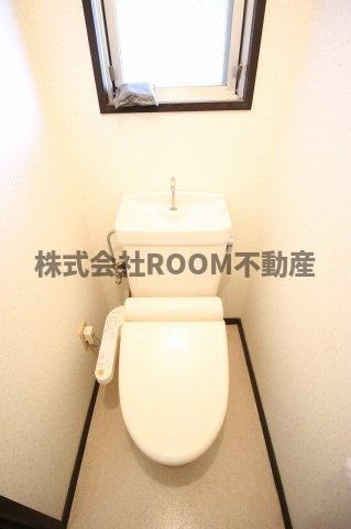 立野マンションのトイレ|落ち着いたトイレです