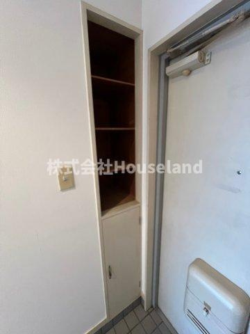 シティパル秋月の玄関