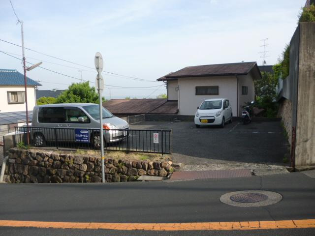 鴨子ヶ原２丁目駐車場
