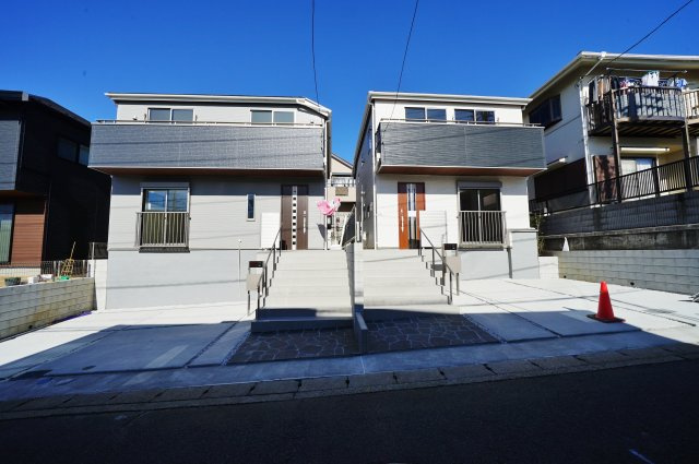 【横浜市旭区中希望が丘80-4全2棟新築戸建て】★仲介手数料無料★（希望ケ丘小学校・希望が丘中学校）の外観