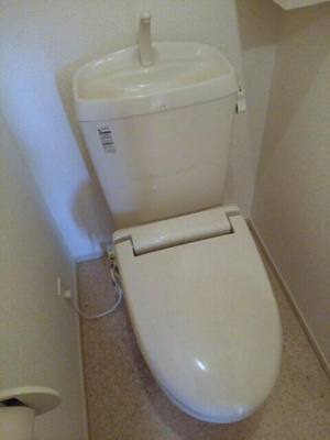 【トイレ】 | サニーハイドビラ | 落ち着いた色調のトイレです