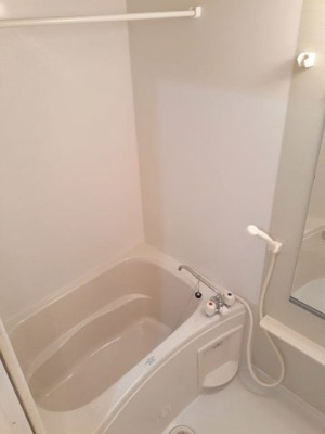 【浴室】 | ルミエール | コンパクトで使いやすいお風呂です