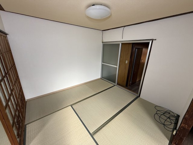 大和高田市有井戸建の内装