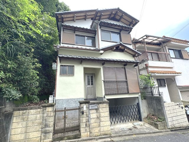大和郡山市小泉町戸建の外観
