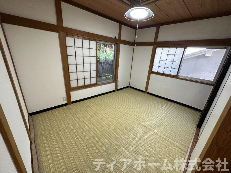 大和郡山市小泉町戸建の収納