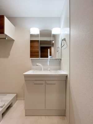 【洗面所】 | クリスフォート【SHM】 | シャンプードレッサー付き独立洗面化粧台！