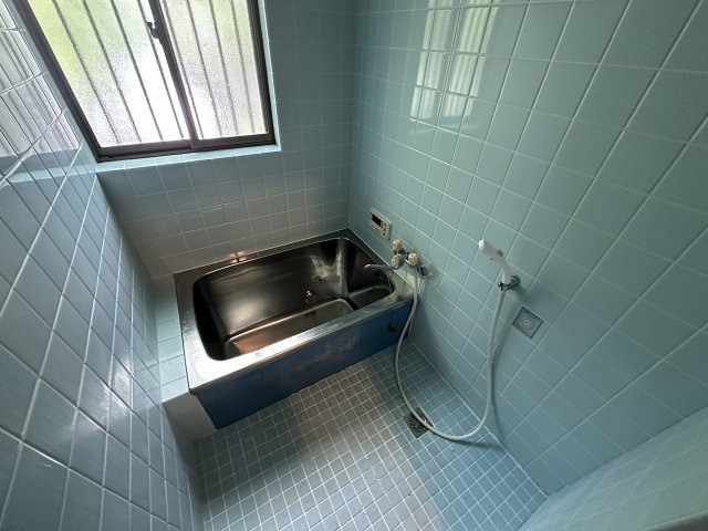 矢田町戸建の浴室