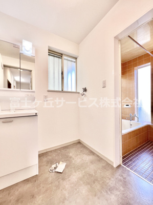 【ランドリースペース】 | 裾野市千福が丘1丁目 中古戸建て | ランドリースペースです