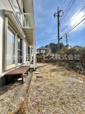 【庭】 | 裾野市千福が丘1丁目 中古戸建て | お庭が付いています