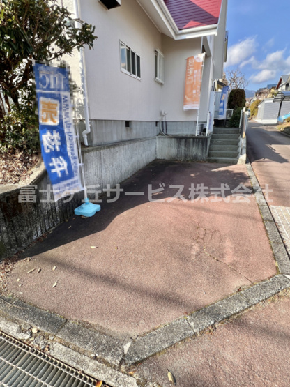 【駐車場】 | 裾野市千福が丘1丁目 中古戸建て | 駐車場の用意があります