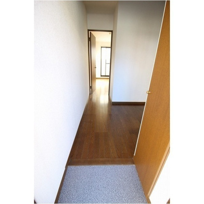 【玄関】 | プレジール秋喜 | 落ち着いた玄関です