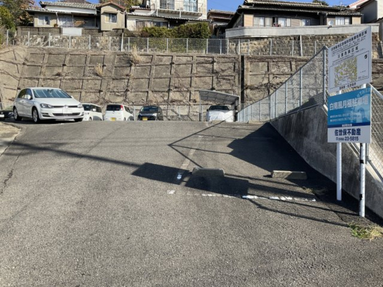 白南風町前田駐車場の外観