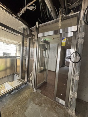 【玄関】 | 三共ビル