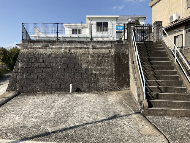 佐世保市天神５丁目の一戸建ての駐車場|2台駐車可能