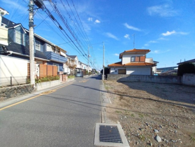 【前面道路含む現地写真】 | 熊谷市拾六間 1786万 土地