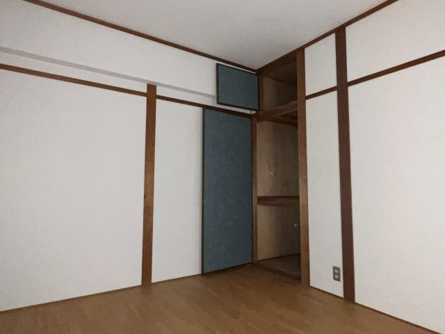 【洋室】 | 第２梅田ハイツ