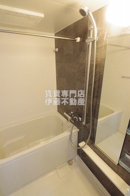 ロイヤルアンコールの浴室