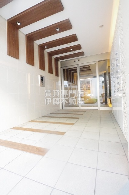 ロイヤルアンコールのエントランス