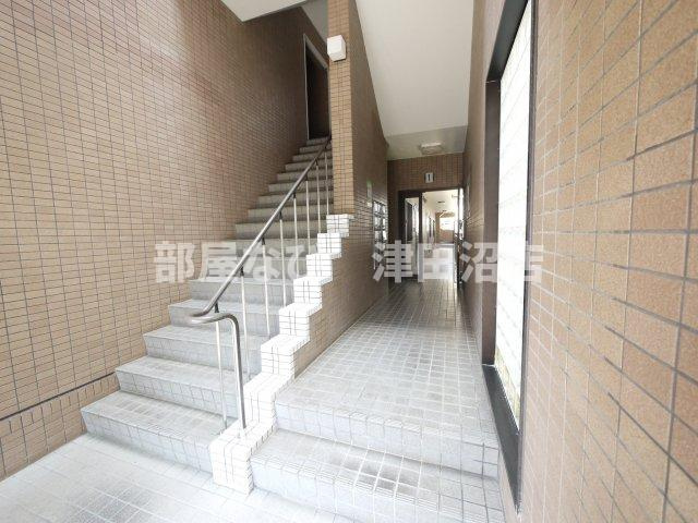 メゾンド津田沼のエントランス