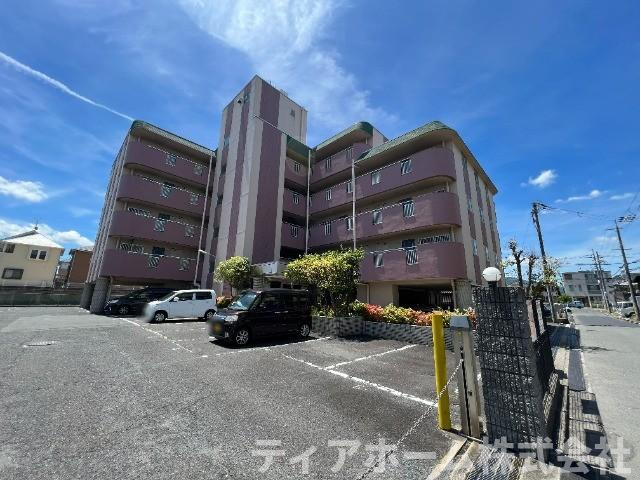 大和高田市田井新町の賃貸マンションの外観