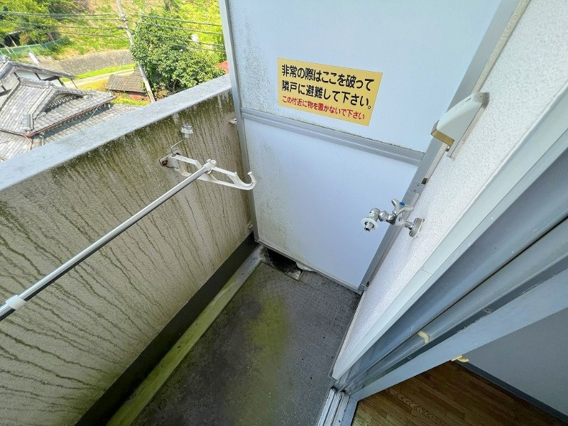 五條市住川町の賃貸マンションのバルコニー