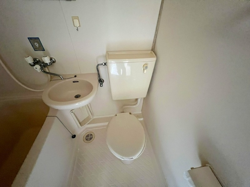 五條市住川町の賃貸マンションのトイレ