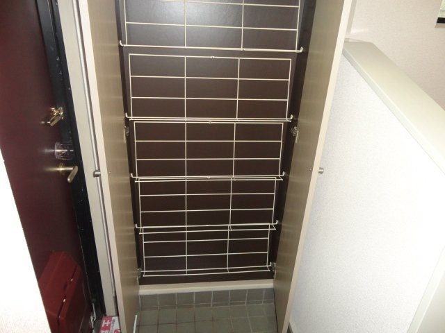 パールハイムの玄関|下駄箱