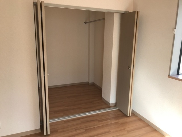 パールハイムの収納|クローゼット