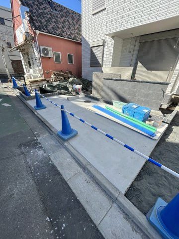 ドムス　ウルラⅡの駐車場