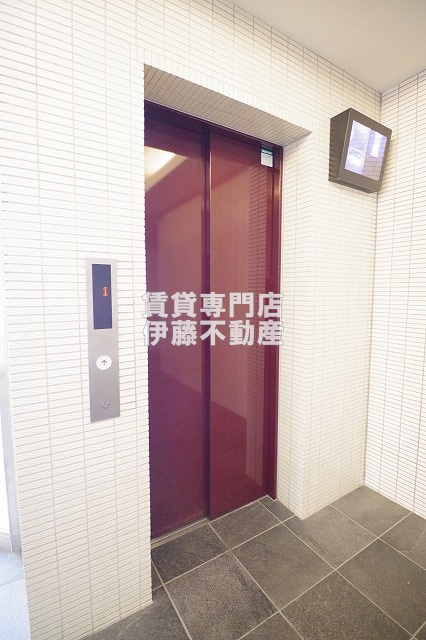 レジデンス悠海のロビー|エレベーター