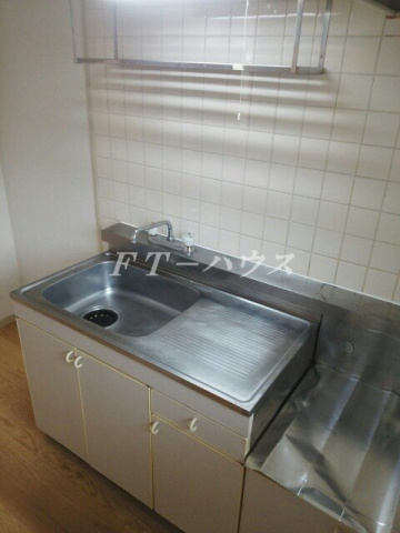 ガーデンヒルズ薬園台のキッチン