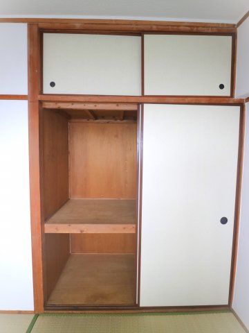 国崎ビル3の収納