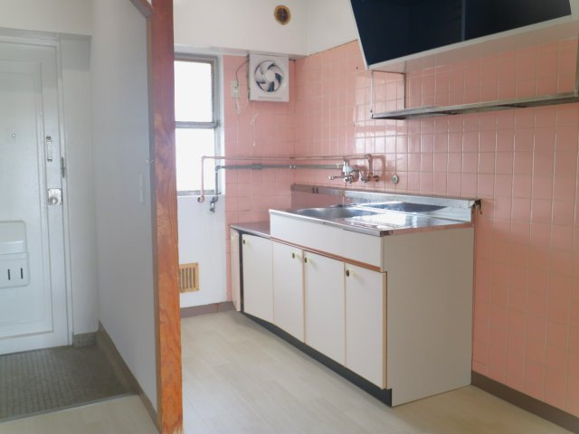 国崎ビル3の居間・リビング