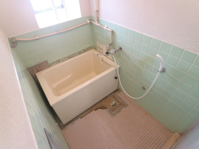 国崎ビル3の浴室