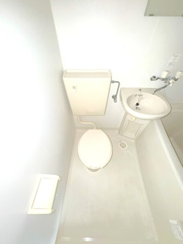 ワンパーネスのトイレ