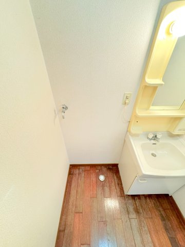 コーポ春の設備|室内洗濯機置き場