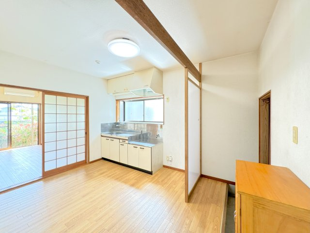 コーポ春の居間・リビング