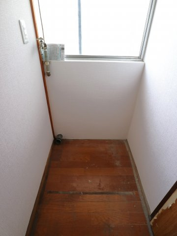 たつみビルの設備|室内洗濯機置場
