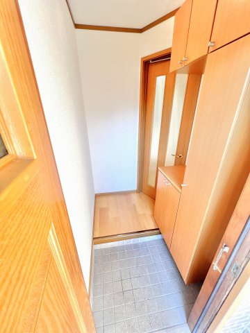 サンライト草木の玄関|他号室の写真の為異なる場合は、現況優先とします。